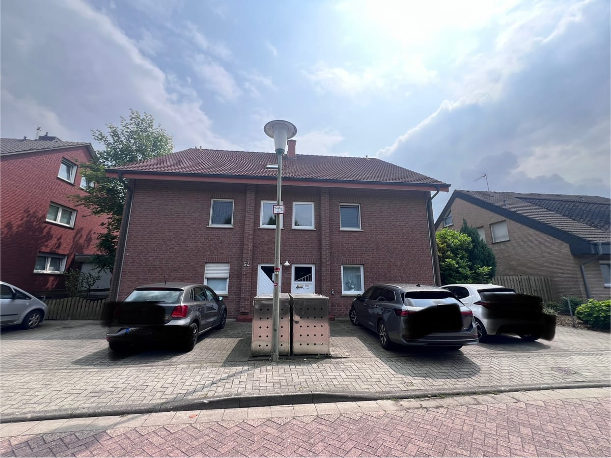 Appartement T3 rénové avec parking à Rheine — photo 1